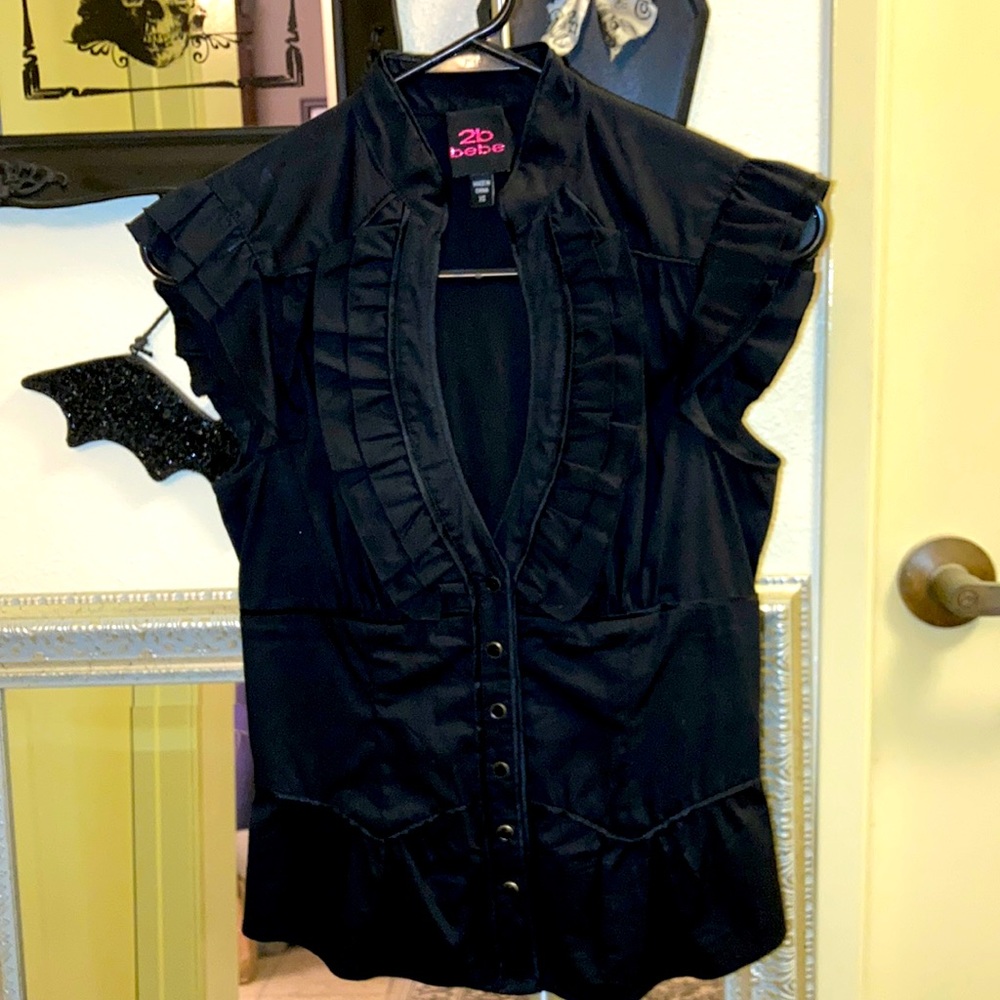 Black BeBe top xs